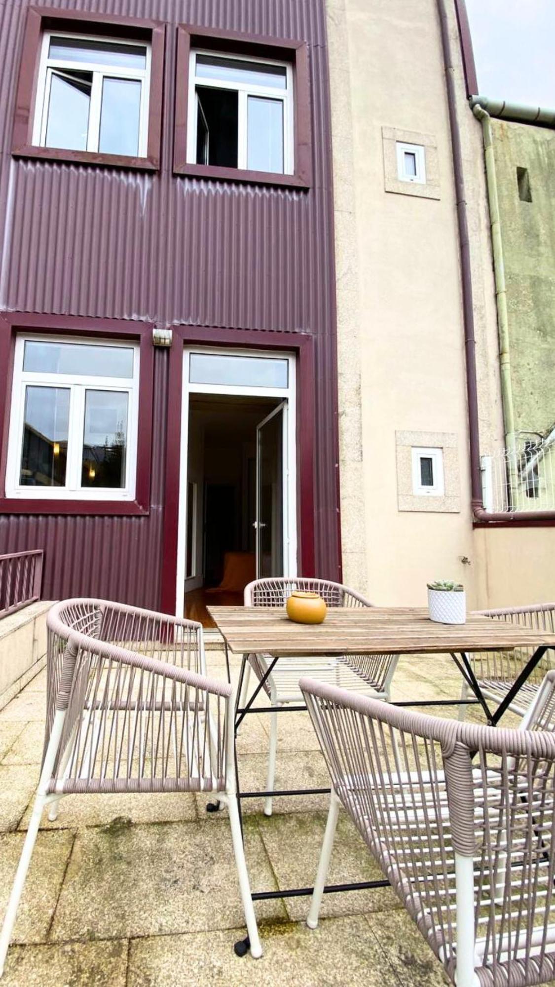 Apartment Bom